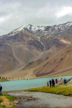 Chandra Taal veya Chandra Tal, Himachal Pradesh 'in Lahul ve Spiti bölgesinde yer alan bir göldür..