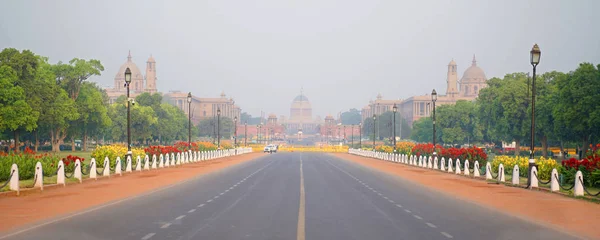 New Delhi, India - 26 april: Rashtrapati Bhavan is de officiële thuisbasis van de president van India op 26 april 2019, New Delhi, India. — Stockfoto