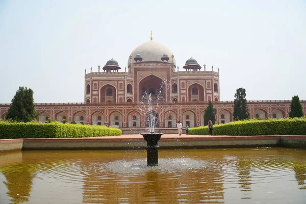 Delhi / indien - 01. mai 2019: humayuns grab ist das grab des mogulkaisers humayun in delhi, indien. — Stockfoto