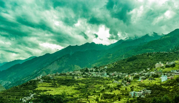Green Landscape Forest Durante Escursione Sulle Montagne Himalayane Himachel Pradesh — Foto Stock