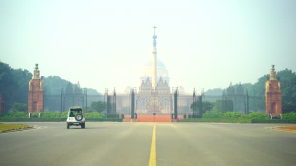 拉什特拉帕蒂 Rashtrapati Bhavan 是印度总统官邸 位于印度新德里拉杰路径的西端 — 图库视频影像