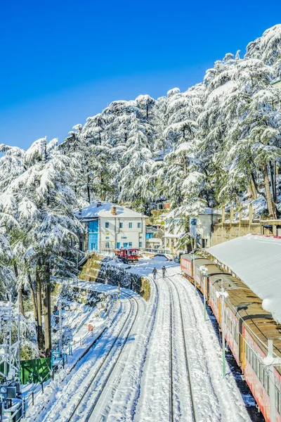 The scene from first snowfall in Shimla Railway Station India 스톡 사진