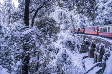Dünya Mirası Sitesi Kalka Shimla Demiryolu..