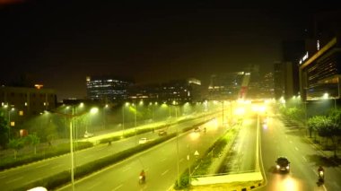 Gurgaon, Yeni Delhi 'nin güneybatısında, Kuzey Hindistan' da bir şehirdir. Mali ve teknolojik merkez olarak bilinir..