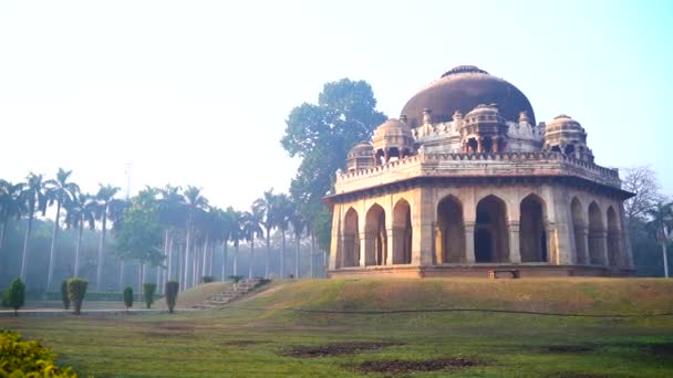 Lodi Gardens Lodhi Gardens Parque Urbano Situado Nueva Delhi India — Vídeos de Stock