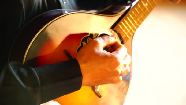 Gros Plan Sur Les Mains Homme Jouant Guitare Ludhiana Penjab — Video