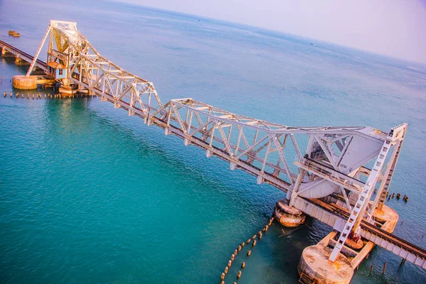 Pont Pamban Est Pont Ferroviaire Qui Relie Ville Mandapam Inde — Photo