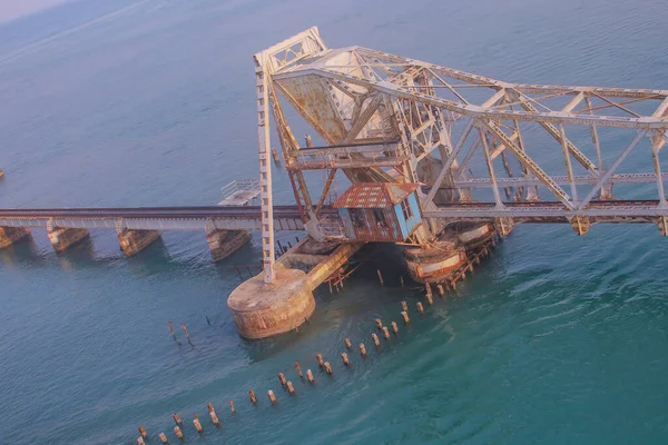 Pont Pamban Est Pont Ferroviaire Qui Relie Ville Mandapam Inde — Photo