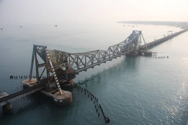 Pont Pamban Est Pont Ferroviaire Qui Relie Ville Mandapam Inde — Photo