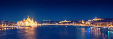 Budapeşte gece panorama