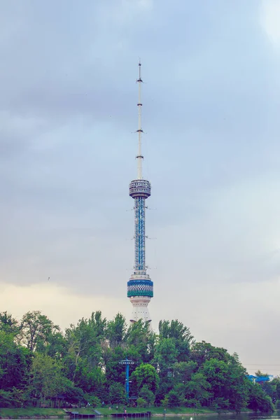 Ташкентская телебашня — стоковое фото