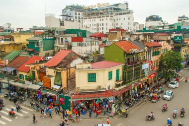 Vietnam 'ın Hanoi kentindeki Dong Kinh Nghia Thuc Meydanı' nın tepesinden manzara 