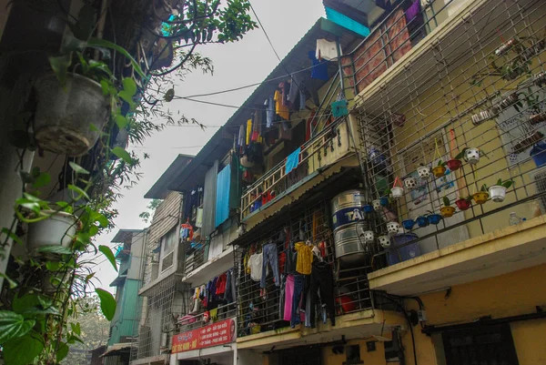 Wonen Arme Huizen Trein Straat Hanoi Vietnam — Stockfoto