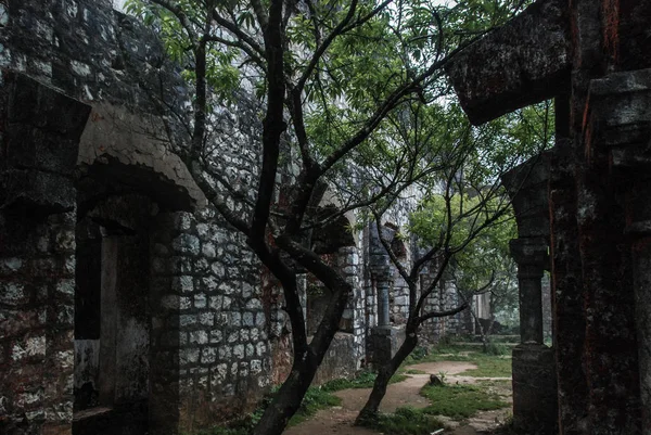 Exterior Antiga Igreja Francesa Queimada Abandonada Vietnã Urbex — Fotografia de Stock