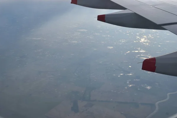 Пейзаж Окна Самолета — стоковое фото