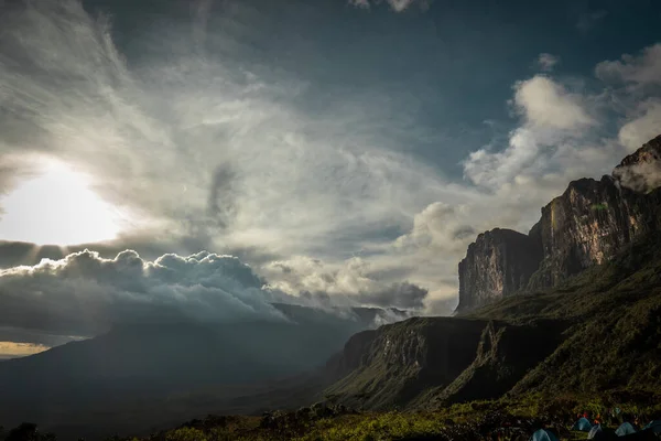 Puesta Sol Sobre Montaña Tepuy Campamento Base Roraima — Foto de Stock