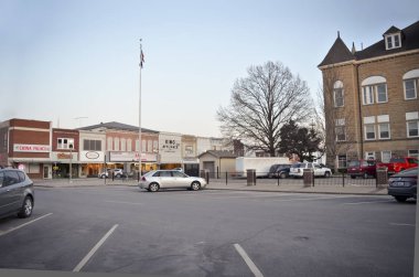 Kirksville, Missouri / Usa - 14 Nisan 2019: Kirksville Adliyesi Meydanı