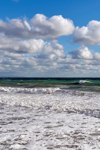 Sturm Auf Dem Meer Wolken Blauen Himmel — Stockfoto