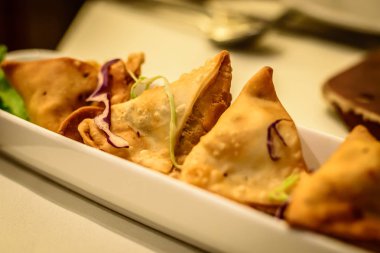 Kızarmış patates samosa meze Hint Restoran