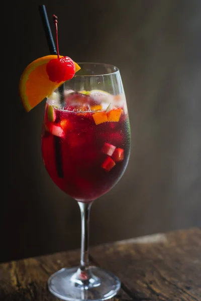 Glass Sangria Tall Glass Wedge Orange Cherry — Stock Photo, Image