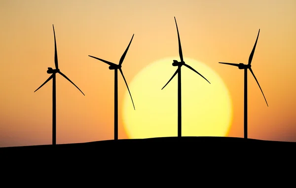 Silhouette of a wind power station. — Stock Photo, Image
