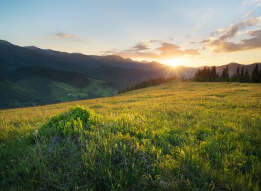 Dağ Vadisi günbatımı