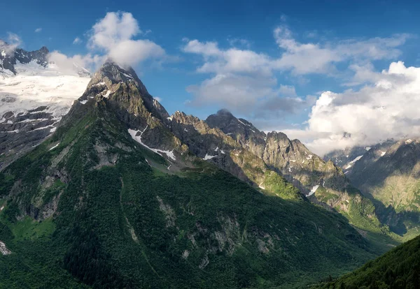 러시아 산 풍경 — 스톡 사진