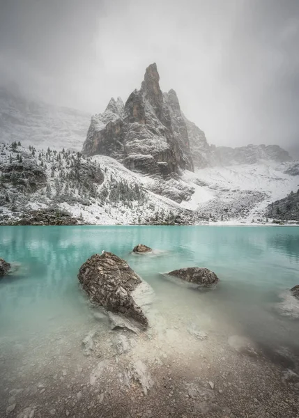 Італія-Гірський ландшафт — стокове фото