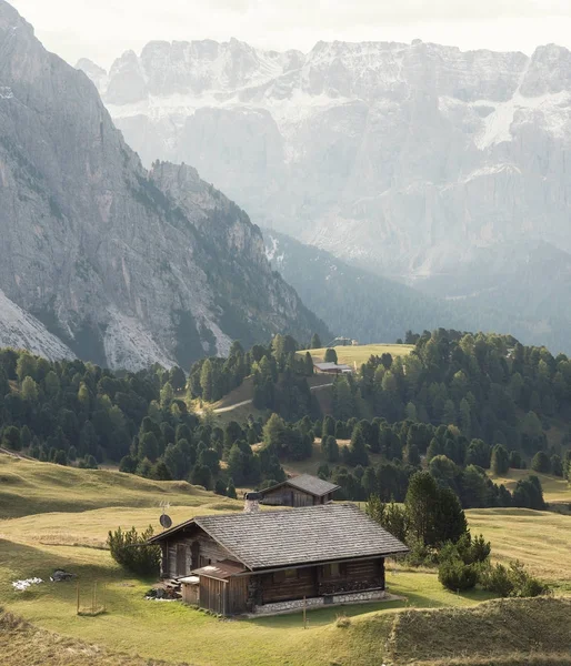 İtalya dağ manzarası