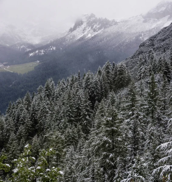 Panorama de montaña en Italia —  Fotos de Stock