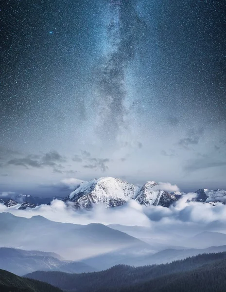 Montagna Inverno Notte Paesaggio Naturale Nel Periodo Invernale — Foto Stock