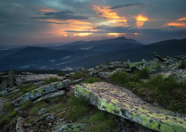 Panorama Montaña Atardecer Hermoso Paisaje Panorámico Natural Tiempo Verano — Foto de Stock