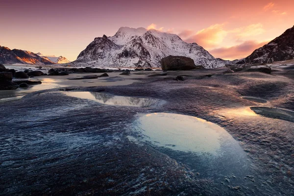 Paisaje Marino Durante Amanecer Hermoso Paisaje Natural Orilla Del Mar —  Fotos de Stock