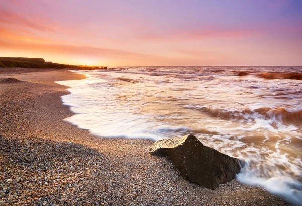 Zeegezicht Tijdens Heldere Sunrise Mooie Natuurlijke Compositie Zomertijd — Stockfoto
