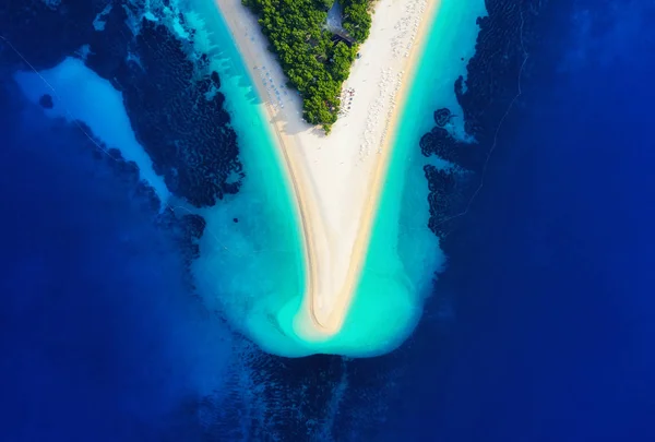 Croacia Isla Hvar Bol Vista Aérea Rata Zlatni Playa Mar —  Fotos de Stock