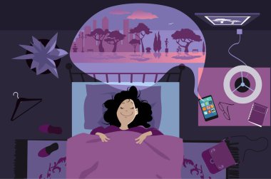 Genç bir kadın, akıllı telefonunda uyku yardımı uygulaması kullanarak geceleri yatakta uzanıyor.
