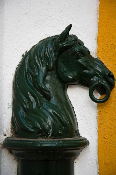 Koń hitching post — Zdjęcie stockowe