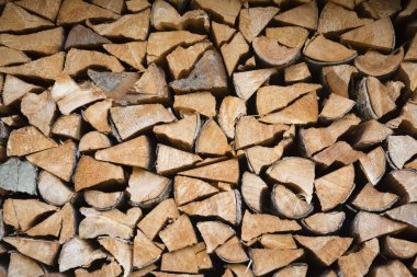 yakacak odun yığını