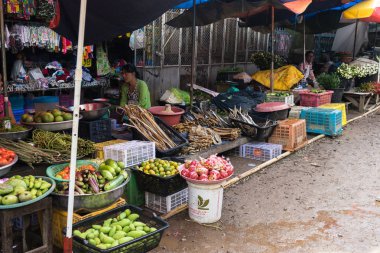 Taze Phayathonzu pazarda