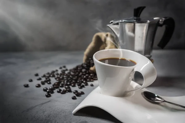 Taza de café en pizarra — Foto de Stock