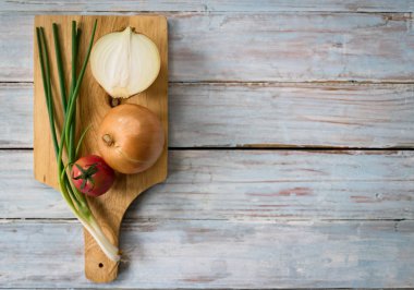 ahşap üzerine sebze