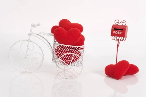 Corações e bicicleta para valentine — Fotografia de Stock