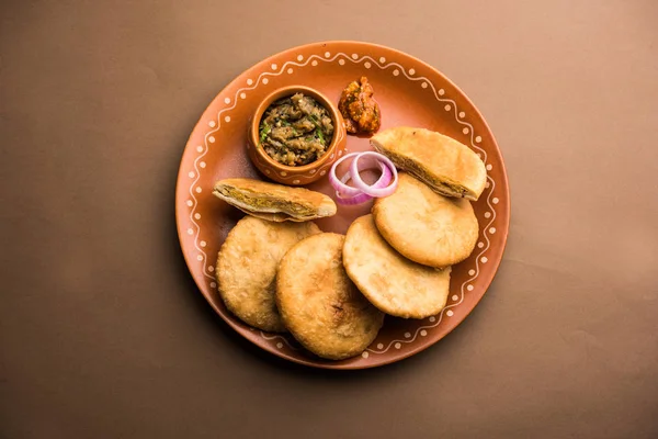 Fried Sattu Litti Chokha Served Baingan Bharta Onion Pickle Popular — Stock Photo, Image