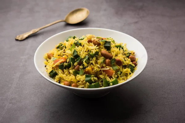 Okra Oder Bhindi Reis Auch Als Vendakkai Sadam Bekannt Serviert — Stockfoto