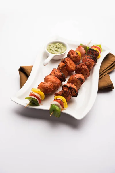 Tandoori Aloo Tikka Oder Gegrillte Grillkartoffeln — Stockfoto