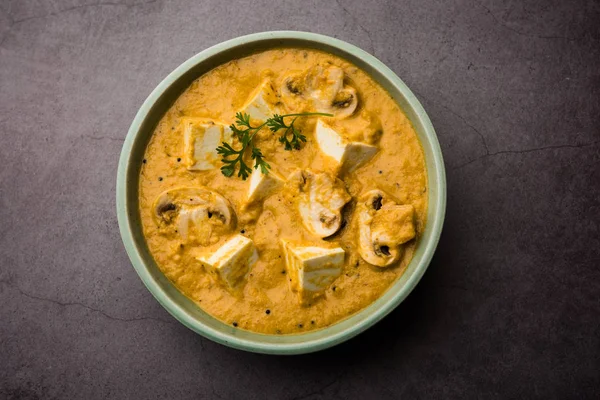 Pilz Paneer Curry Oder Sabzi Serviert Einer Schüssel Selektiver Fokus — Stockfoto