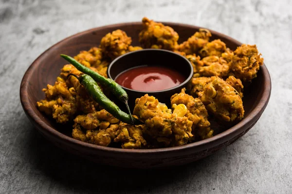 Crispy Corn Pakora Pakoda Bhajji Bhaji Bajji或Pattice 配上番茄酱 — 图库照片