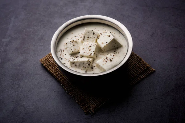 Paneer Dum Kali Mirch Kalimirch Prepared White Creamy Gravy Black — Stock Photo, Image