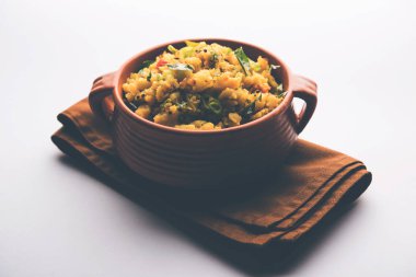 Aloo ka bharta, sabzi Hindistan 'dan baharatlı patates püresi ile yapılan lezzetli bir yemektir. Özellikle Hindistan' ın kuzey kesimlerinde hazırlanır.