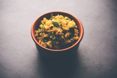 Aloo ka bharta, sabzi Hindistan 'dan baharatlı patates püresi ile yapılan lezzetli bir yemektir. Özellikle Hindistan' ın kuzey kesimlerinde hazırlanır.